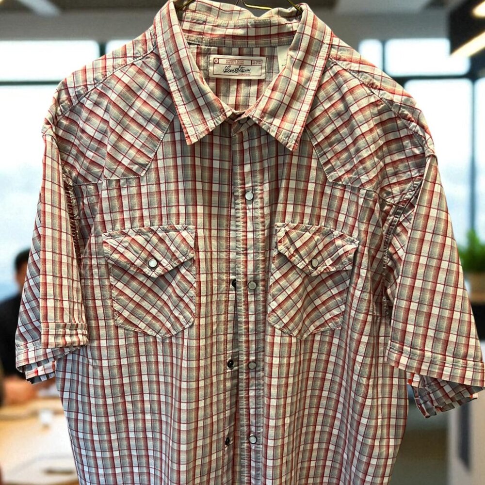 Levi Strauss Signature Short-Sleeve Button-Up Shirt
